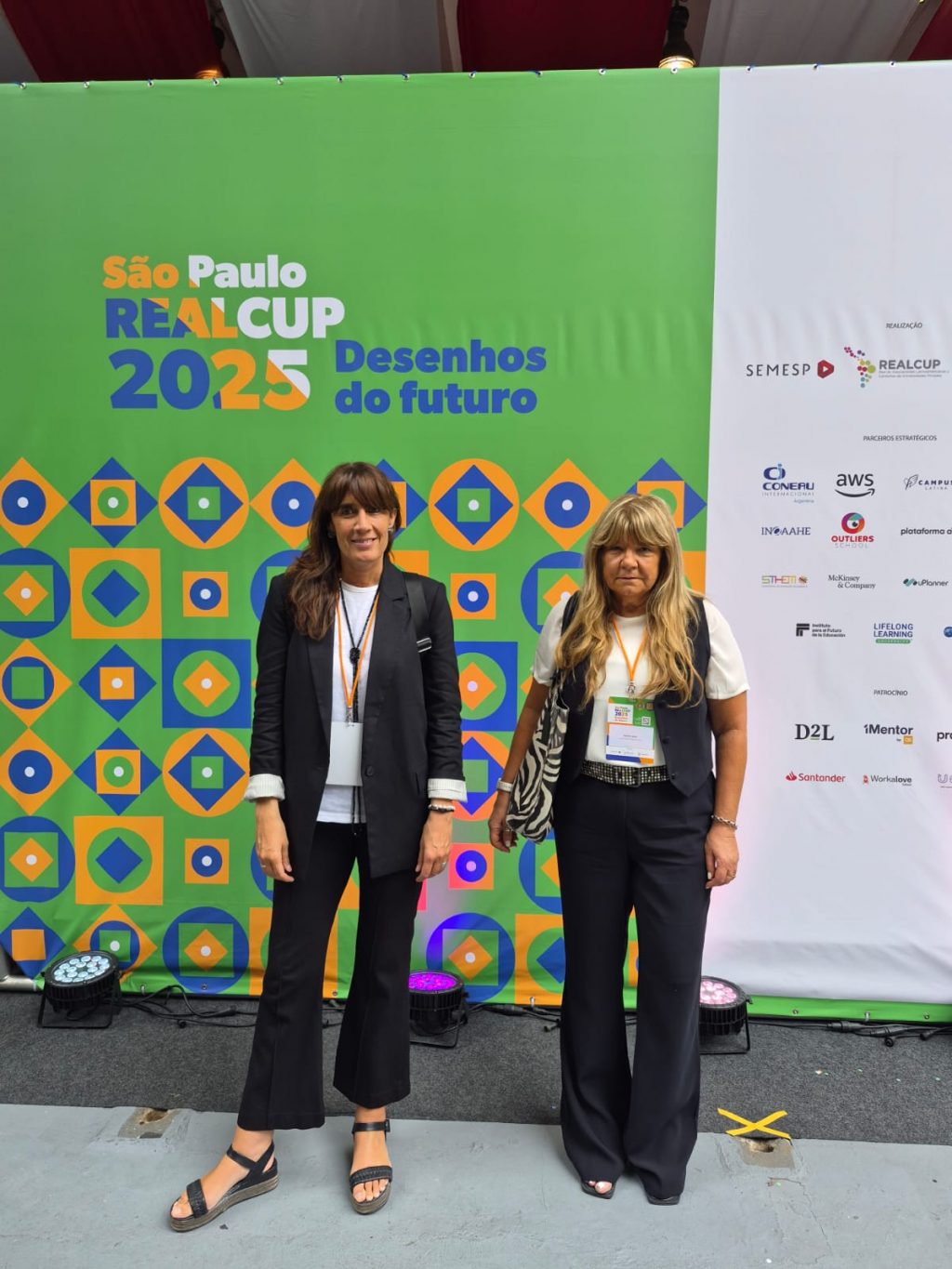 WhatsApp Image 2025-11-13 at 15.18.13 (1)